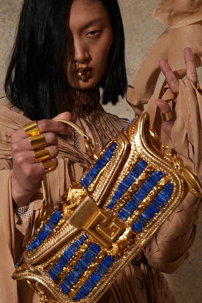 Look 4